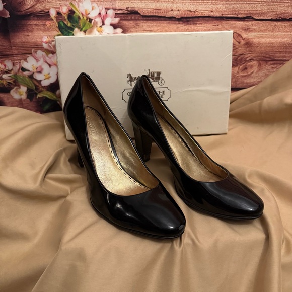 Coach Sheri Patent Leather Pumps – Black – Size 8.5M - Picture 2 of 7